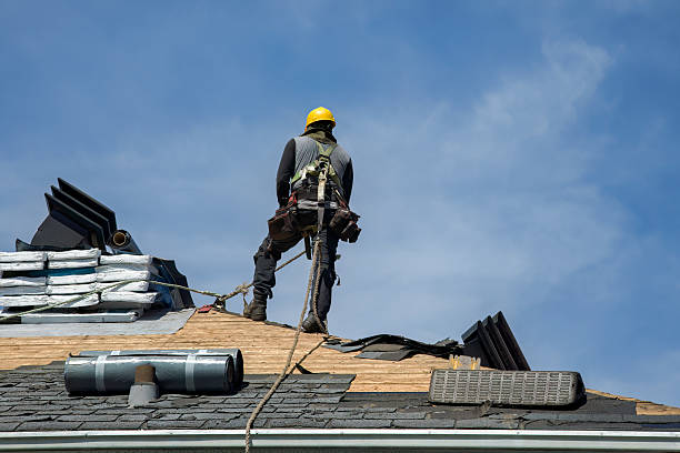 Professional Gutter Installation technician working in Hagerstown, MD